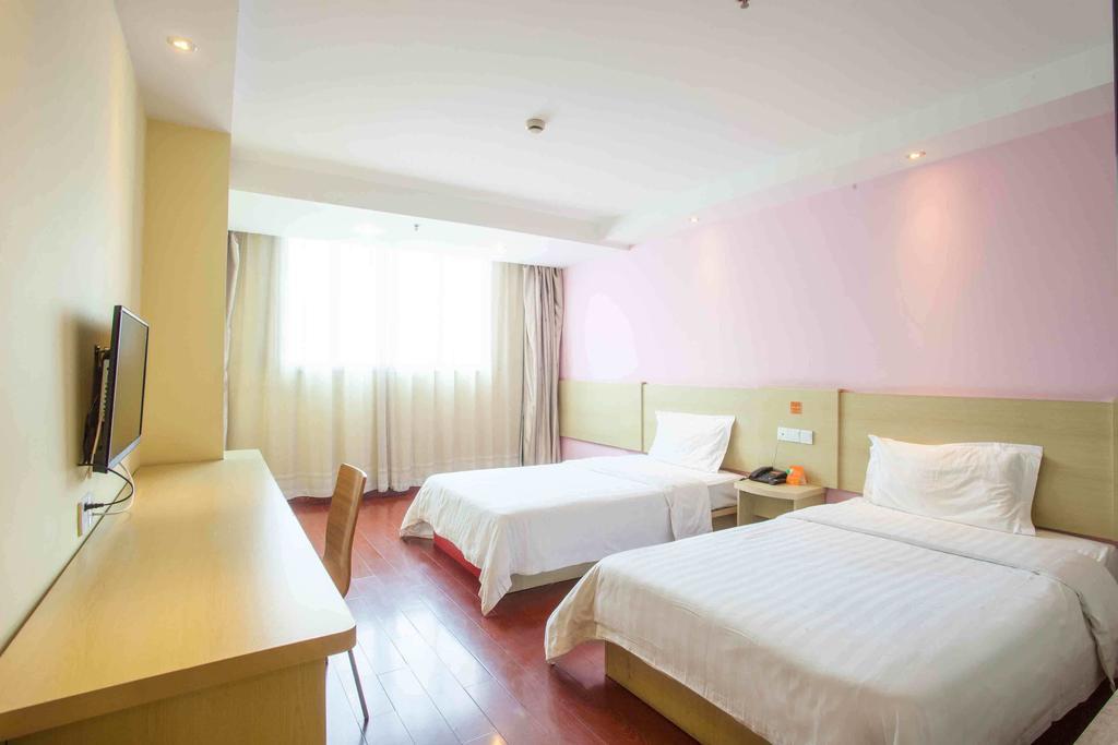 7Days Inn Zhuhai Hengqin Changlong Wanzai Port Δωμάτιο φωτογραφία