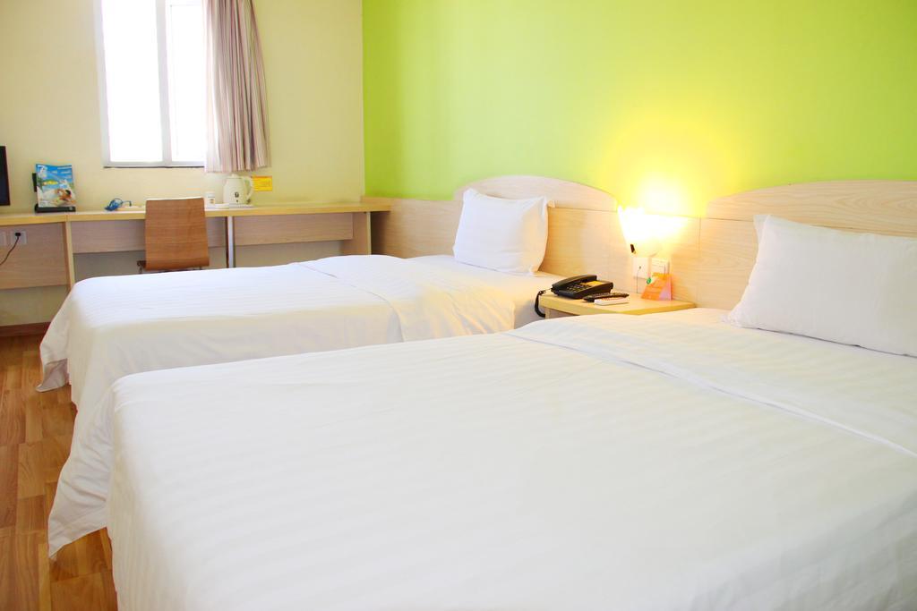 7Days Inn Zhuhai Hengqin Changlong Wanzai Port Εξωτερικό φωτογραφία